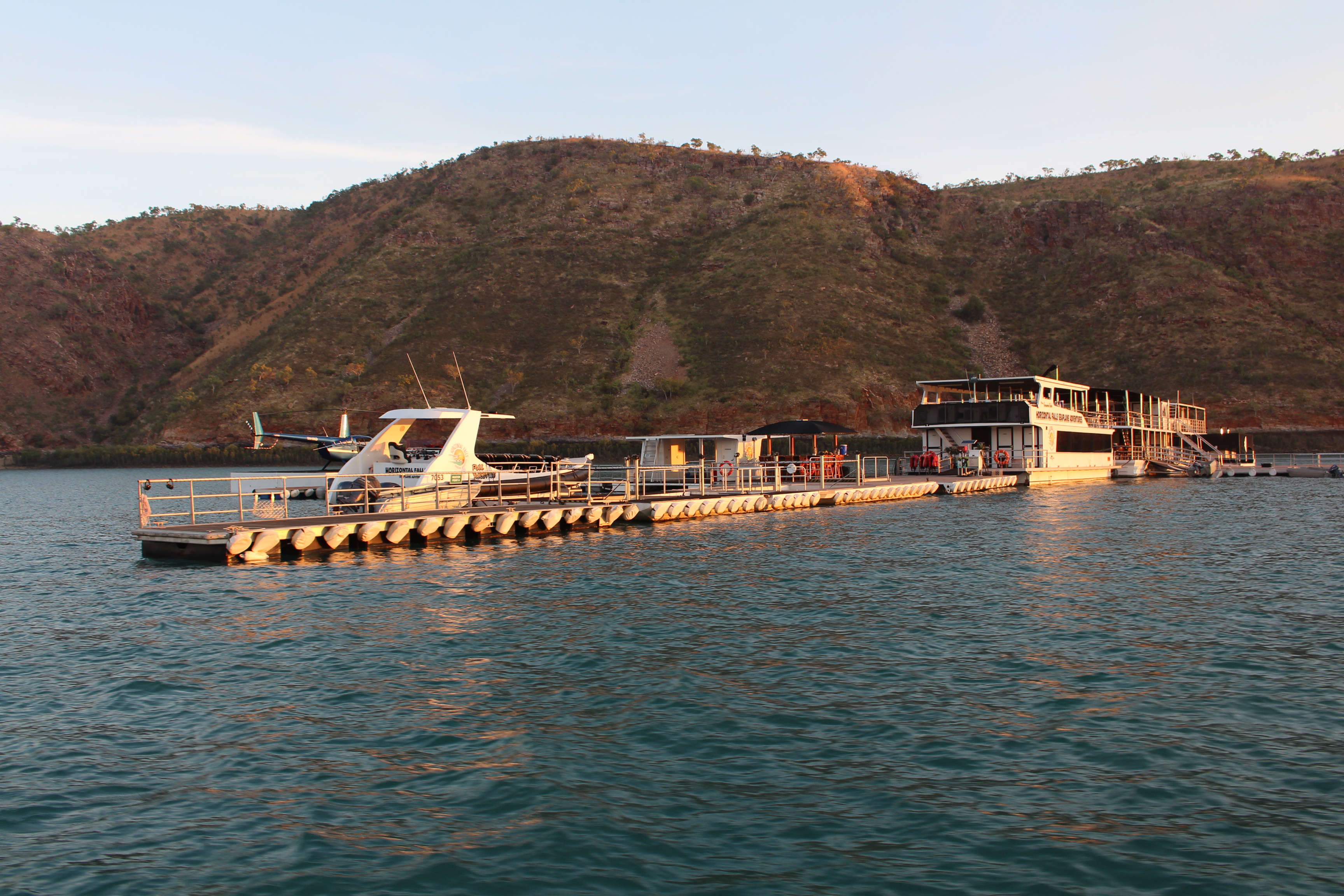 Horizontal falls Seaplane Adventures: Review of Derby Overnight Tour.