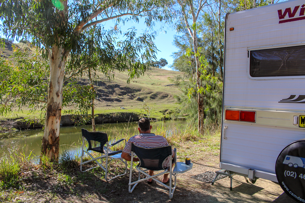 Free camp - on the banks of the Yass River